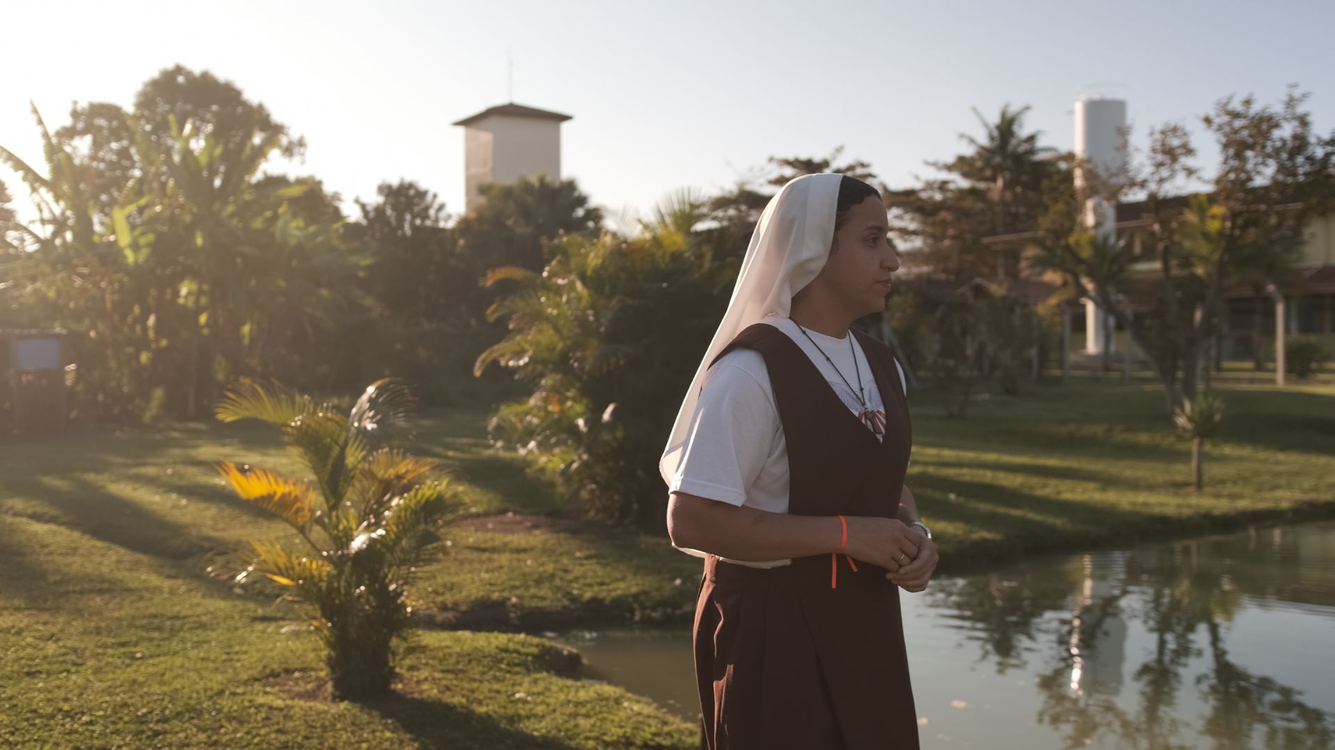 Clara por Claras: A beleza da vida contemplativa em sua quinta edição