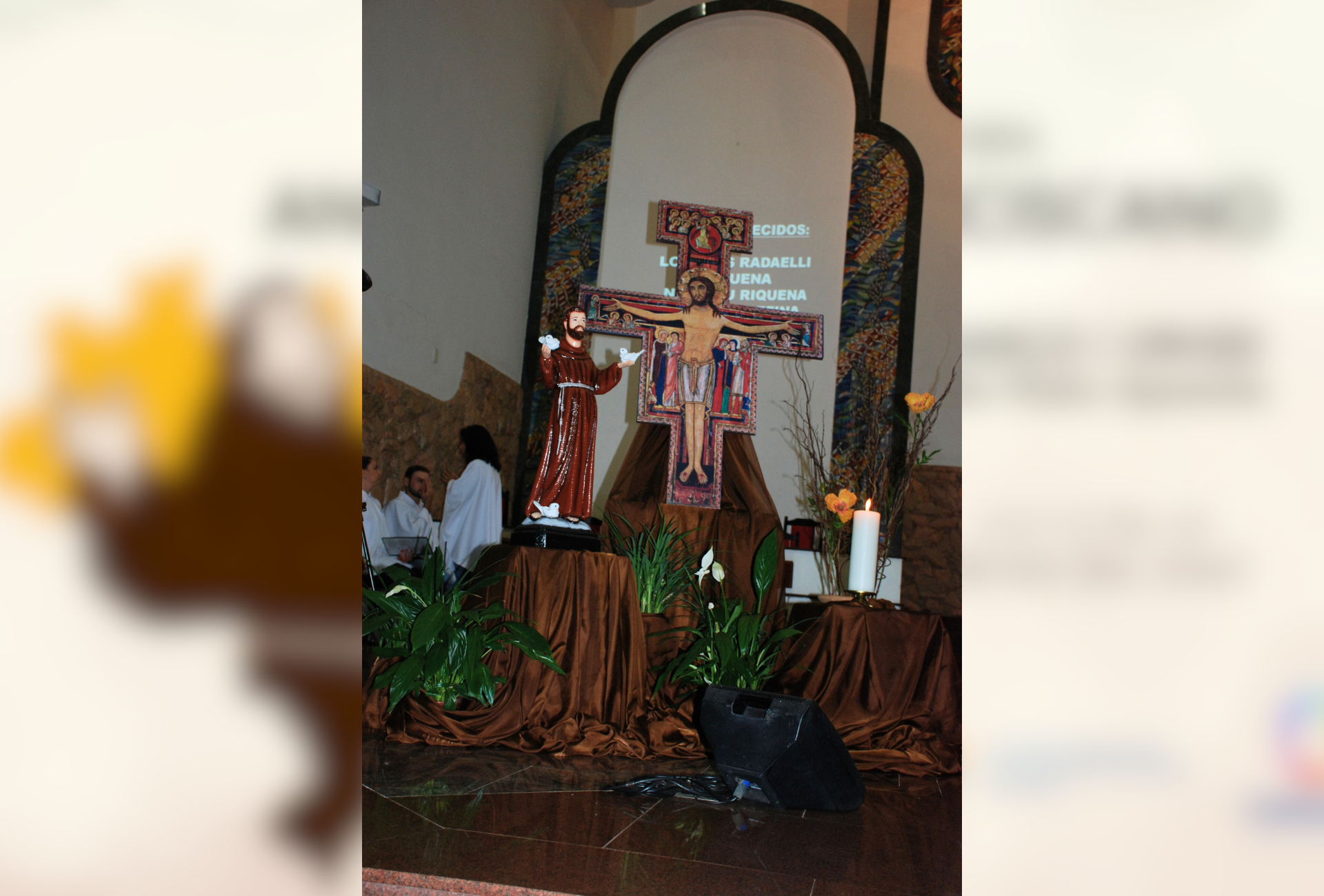 “Os santos não são apenas intercessores, mas exemplos de vida”: abertura do Ano Jubilar Franciscano reúne fiéis em Pato Branco