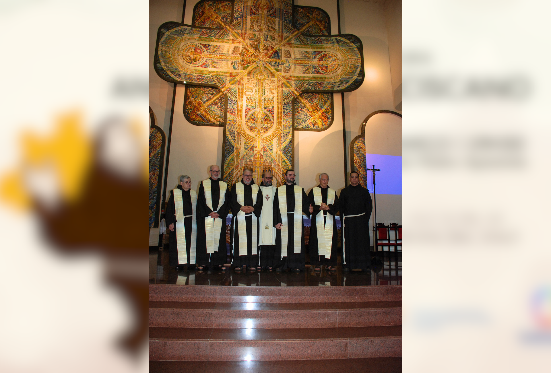 “Os santos não são apenas intercessores, mas exemplos de vida”: abertura do Ano Jubilar Franciscano reúne fiéis em Pato Branco